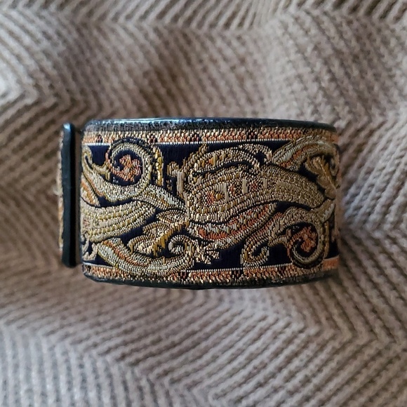 KESSARIS QUARTZ WATCH PAISLEY BOHO FESTIVAL BLACK GOLD SQUARE FACE FLEXIBLE BAND - Picture 7 of 10
